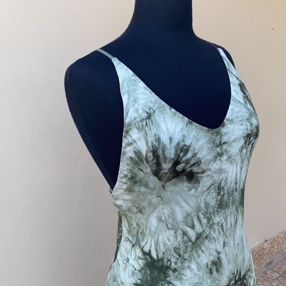 Meek Maxi Dress - Picture 4 of 7